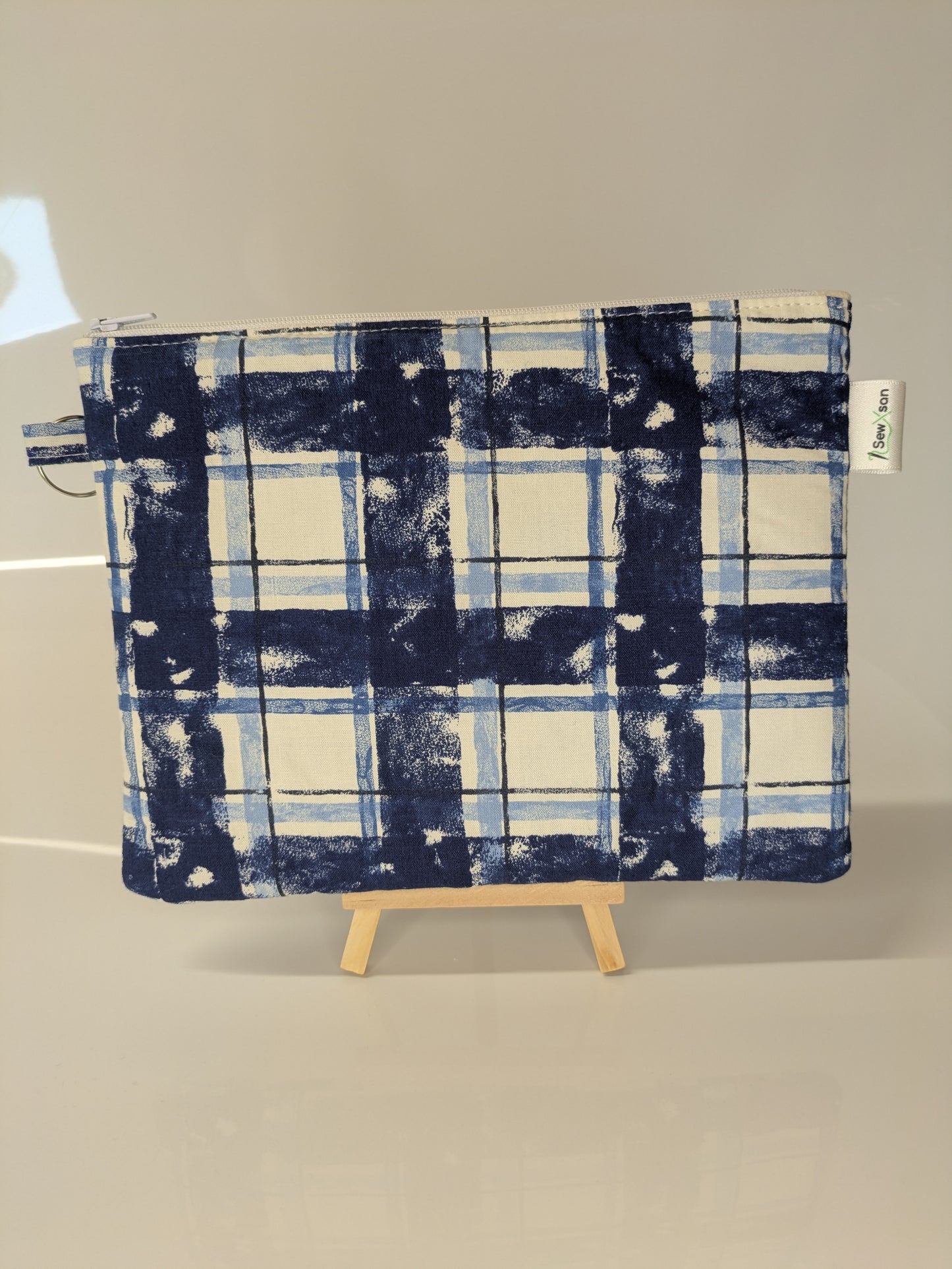Large Pouches