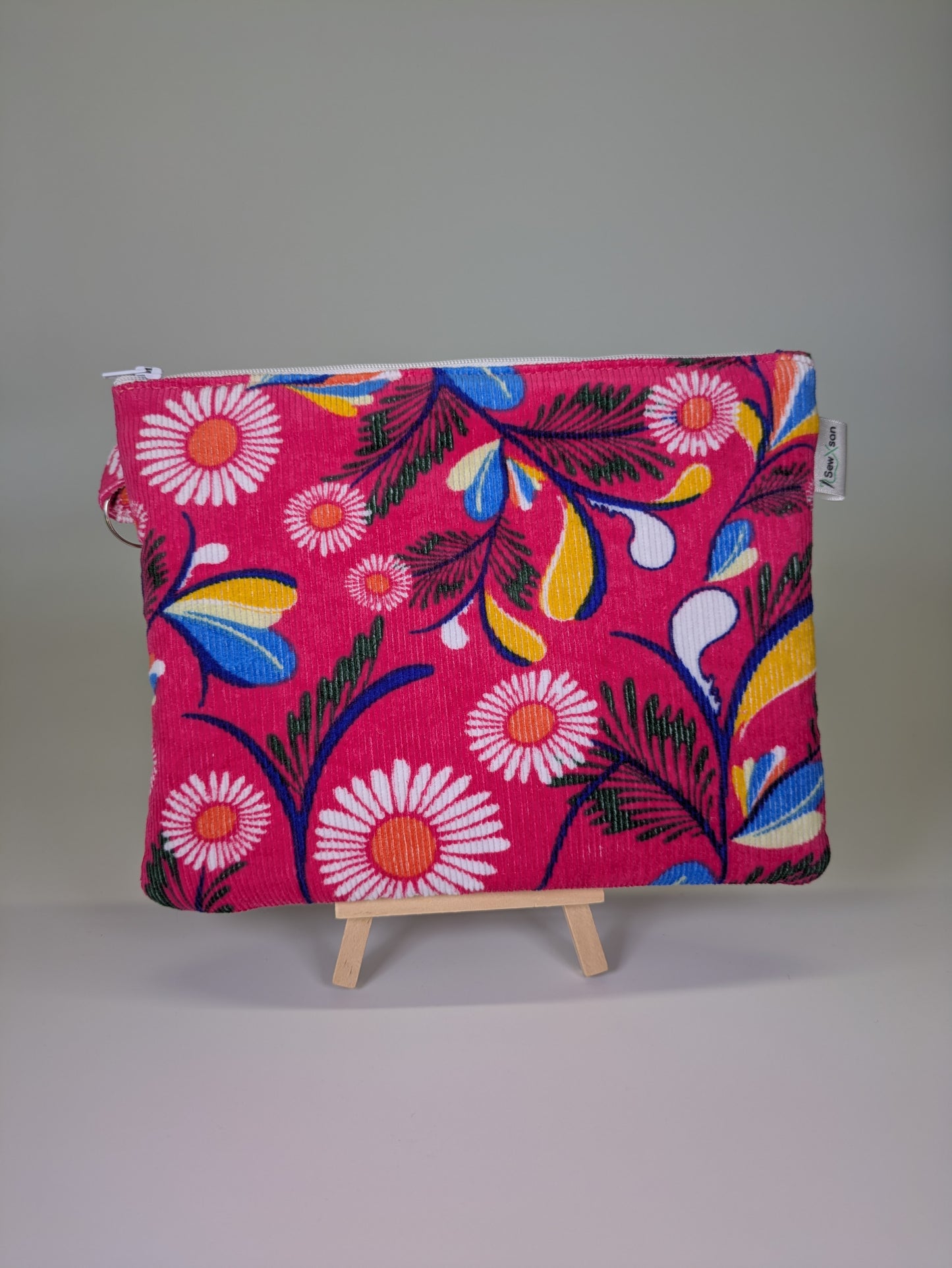 Large Pouches