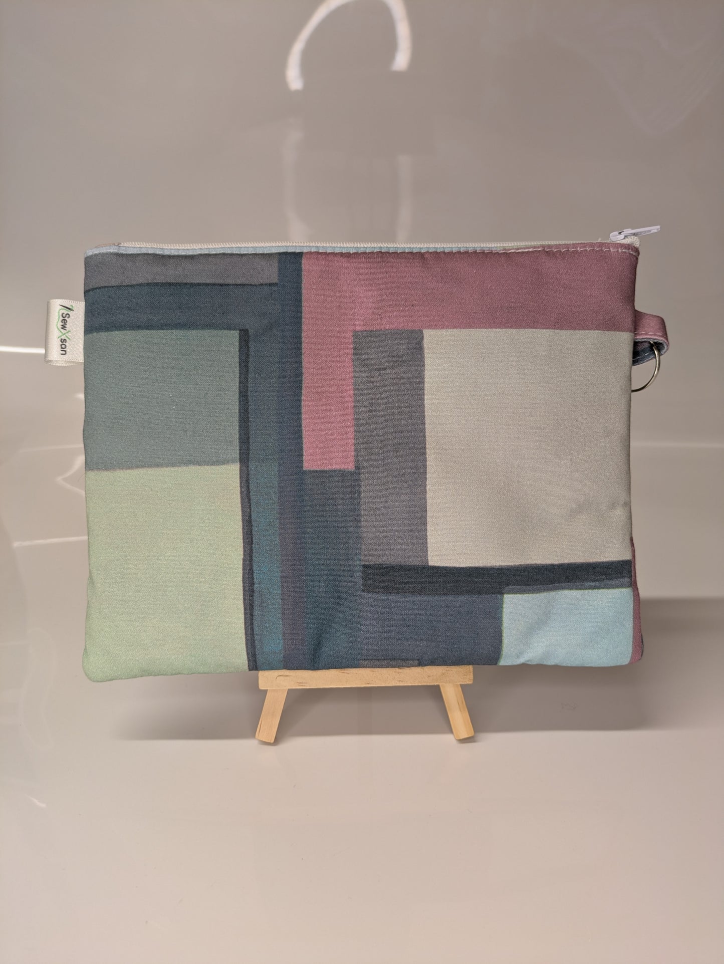 Large Pouches