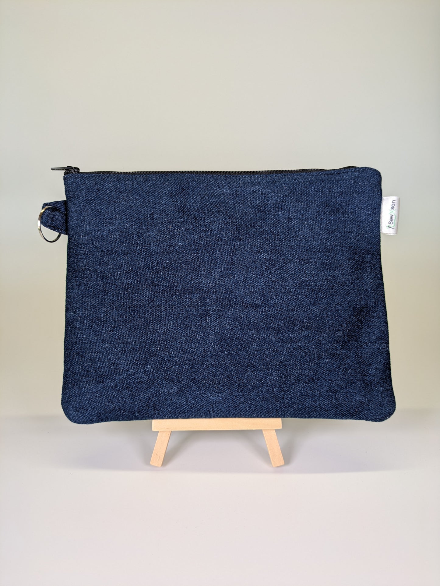 Large Pouches
