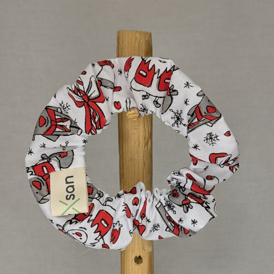 Christmas Scrunchies – Festive & Fun!
