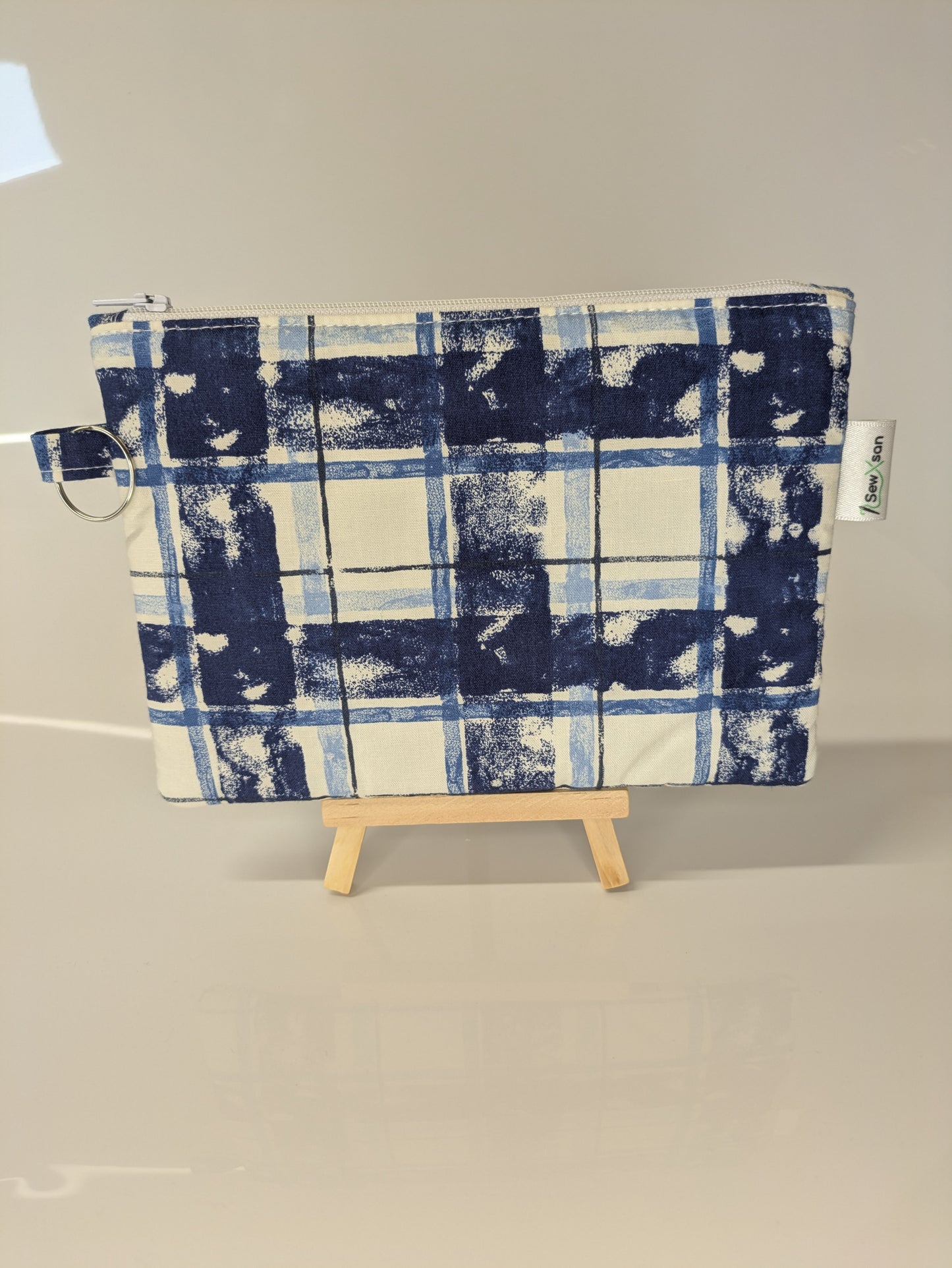 Medium Pouches